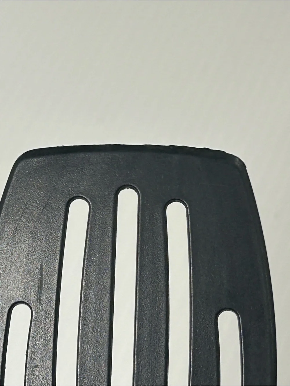 Pampered Chef Black Nylon Slotted Spatula Turner Flipper  Heat Resistant